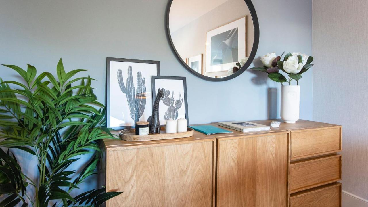 Stylish Studio W/ Ac & Balcony By Lovelystay بورتو المظهر الخارجي الصورة